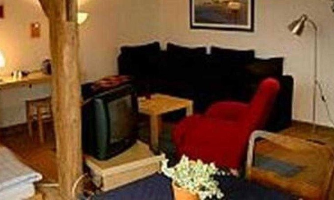 Rugen Island Apartment | Bunk - Manor Ketelshagen - romantic, quiet location