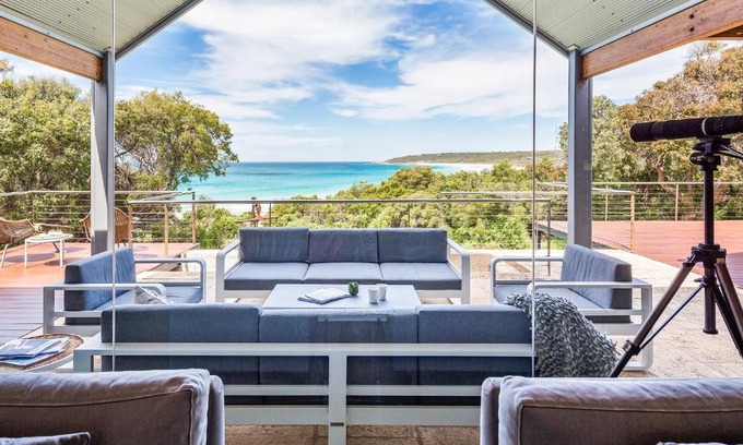 Naturaliste House | Bunkers Beach House I Private Properties