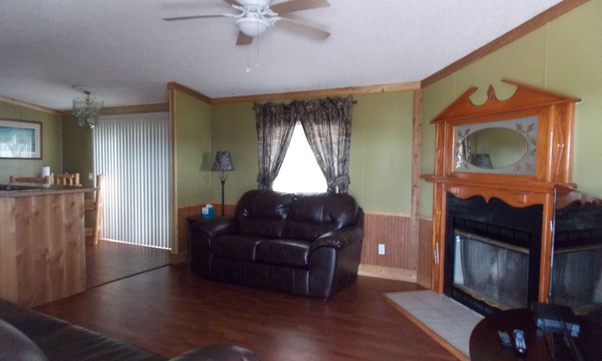 Lafitte House | Bunkhouse 3 (3 Bedrooms - 2 Bathrooms - Kitchen/Living Room - Sleeps 7-9)