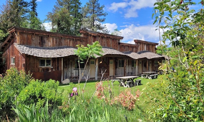 Winthrop Hotel | Bunkhouse Inn-Room 4, Walk to Downtown Winthrop!