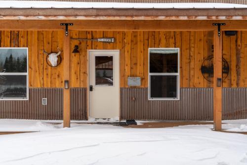 Lazy Acres House | Bunkhouse