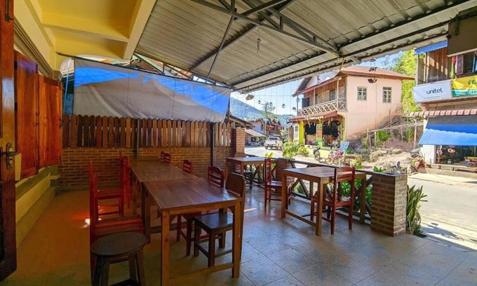 Pakbeng House | buotin