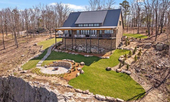 Trenton House | Burkhalter Estates, Burkhalter Estates on Lookout Mountain