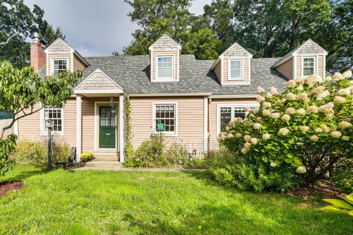 New North End House | Burlington Escape By Lake Champlain and Bike Path
