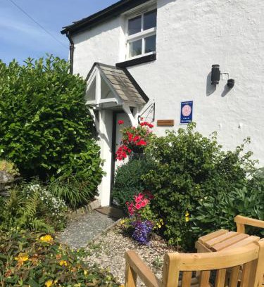 Ings House | Burnthwaite Cottage