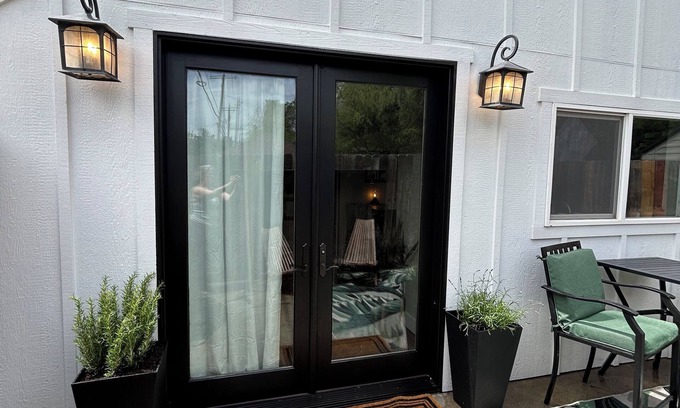 Downtown Boise Cottage | Burrow on 24th - Hot Tub 1BR/1BA