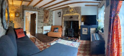 Cromford Apartment | Burtys Snug Cromford nr Matlock Historic UNESCO