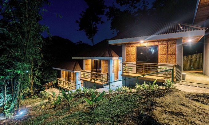 Sevilla Resort | BUSAI DREAM FALLS RESORT