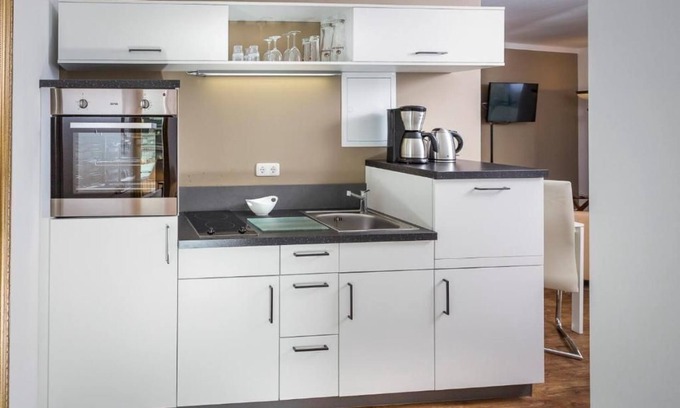 Fleischervorstadt Apartment | Business apartment 4 with kitchen & free parking - Business-Apartment 4