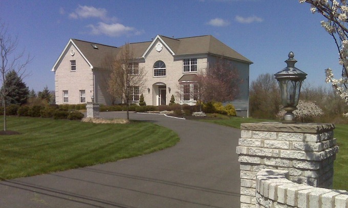Belle Mead House | Butler Road Palace with adequate parking and private entrance (Lower level)