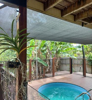 Picnic Bay Apartment | Butler St Magnetic