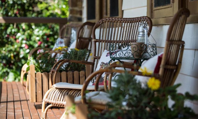 Warburton Bed & Breakfast | Buttercup Hill