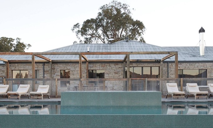 Merrijig House | Buttercup Retreat - The High Country Merrijig - Gateway to Mt Buller