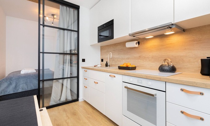 Osowa Apartment | Butterfly Apartment by Renters