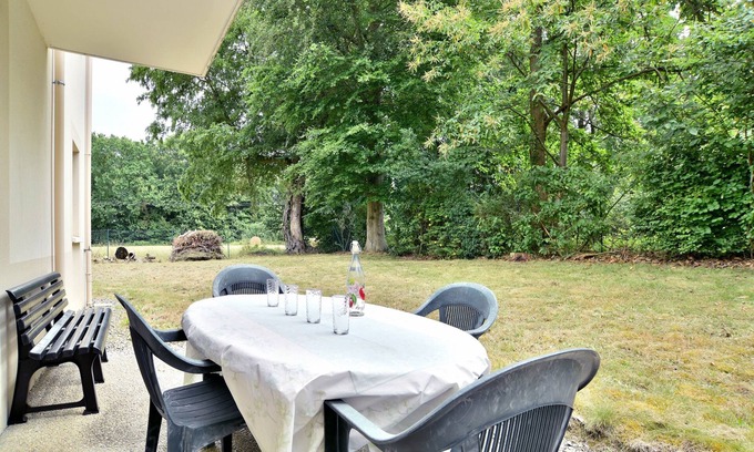 Miniac-Morvan Apartment | Butterfly - Appartement avec jardin