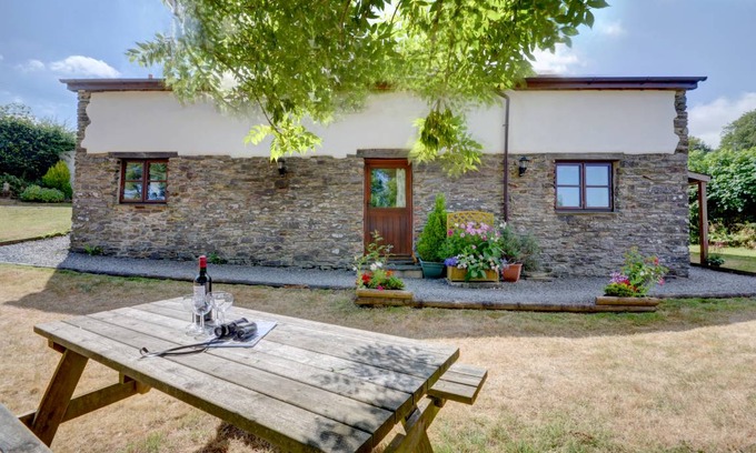 Brayford Cottage | Button Barn