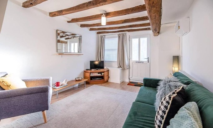 Wickham Market House | Button Cottage, Wickham Market