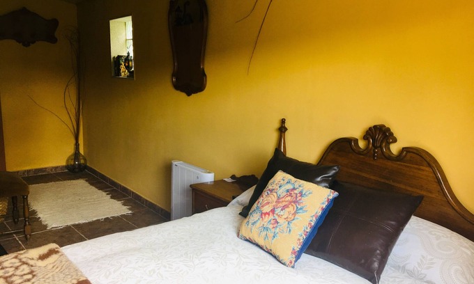 Carballedo Cottage | Buxo Rural Cottage - Ribeira Sacra. Full rental