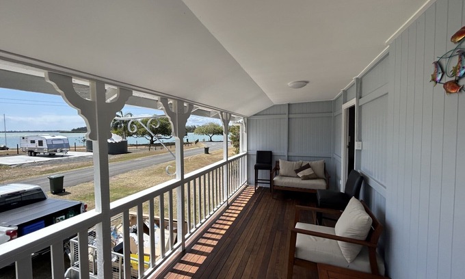 Buxton House | BUXTON HOLIDAY HOME. nA HOME AWAY FROM HOME !