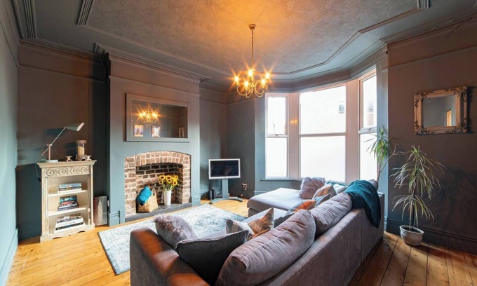Sefton Park House | By Sefton+Lark Lane | W/M | Games | Parking
