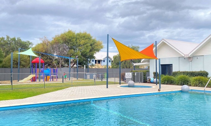 Broadwater Villa | By the Beach - Cape View Resort Busselton