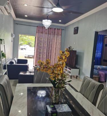 Kuala Perlis House | By The River Homestay