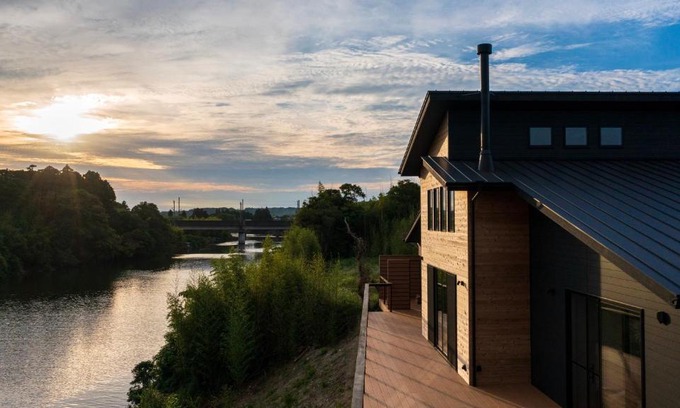 Isumi House | by the river Isumi