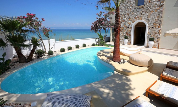 Skala Sotiros Villa | Byblos Aqua, The Amazing Sea Front Villa