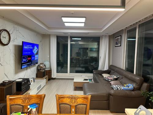 Namyangju Apartment | Byeollae Station I-park Suite Apartment