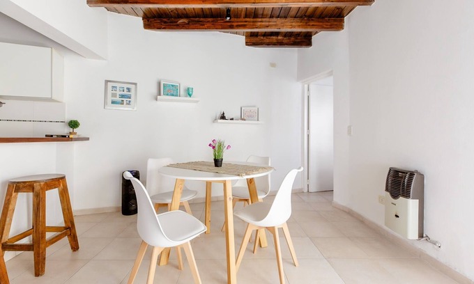 Guaymallen Apartment | Cálido Departamento en Mendoza by Inside