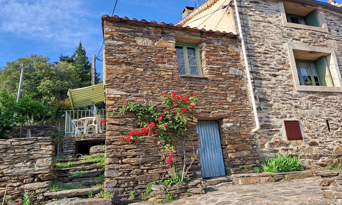 Combes House | Cévennes hamlet house