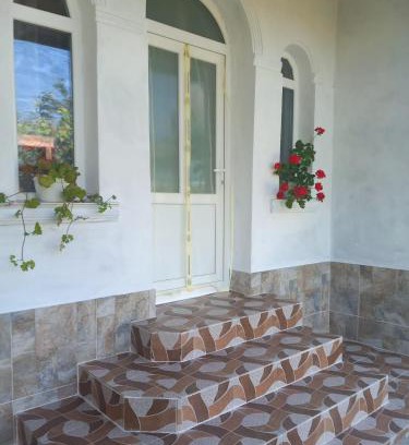 Lipnita House | Căsuța bunicii