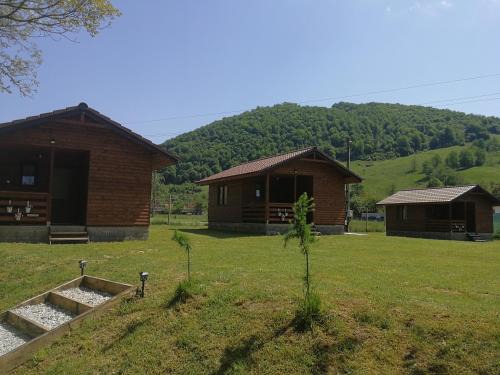 Bulz House | Căsuțe Zăvoi Bulz