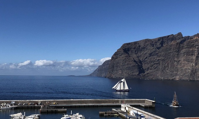 Los Gigantes Apartment | Casa Tara Exceptional Ocean Views, 1 Bedroom Apartment, 2 Swimming Pools, WiFi.