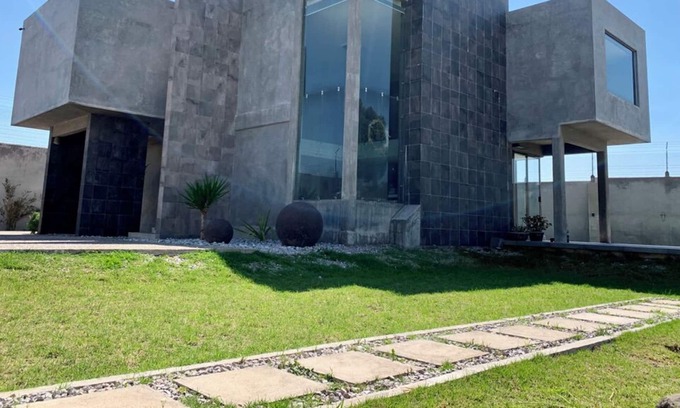 Jilotepec de Abasolo House | Casa de las mariposas