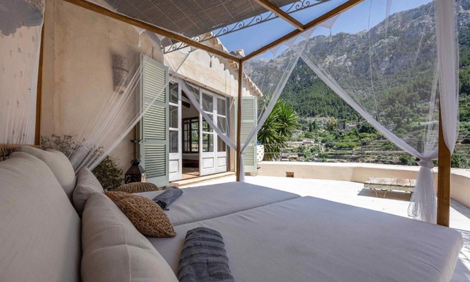 Deia House | CA'N LA