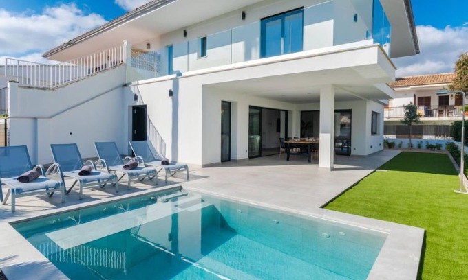 es Bacares House | Ca na Cati by Interhome