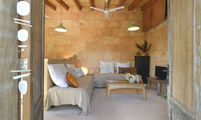 Es Llombards Apartment | Ca Na Martina. Countryside House In Llombards,