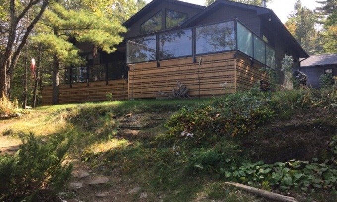 Apsley Cottage | Four season cottage/home on Wolf Lake in the Kawartha Highlands