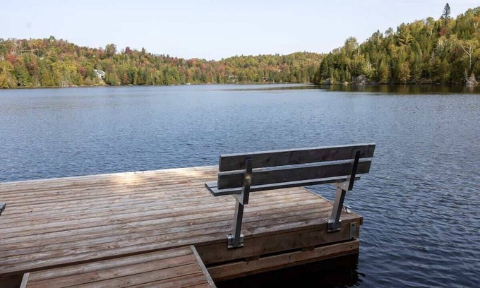 Sainte-Marguerite-du-Lac-Masson Ski Chalet | Edge of Lake Walfred - Spa - Mistral Club Walfred