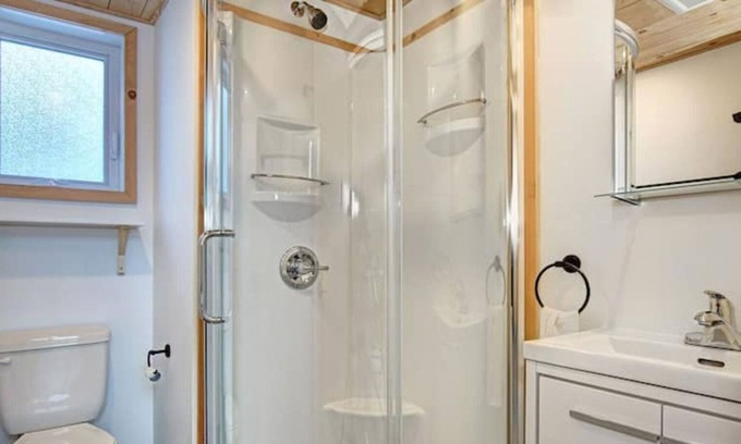 Sainte-Marguerite-du-Lac-Masson Cabin | Vrbo Property