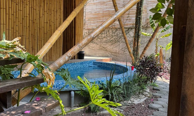 Jalcomulco Cabin | Cabaña El Zapotal in Jalcomulco, Veracruz, 2 minutes from downtown! Pet friendly