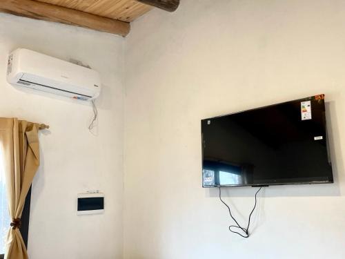 Cuadro Nacional Apartment | Cabaña en finca y viñedos