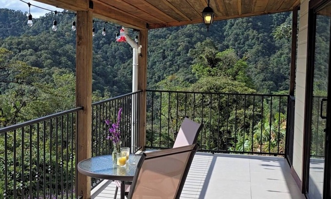 Pacuare Reserve Cabin | Cabaña en la Montaña Cerca del Parque Nacional Tapantí Orosi, Cartago Costa Rica