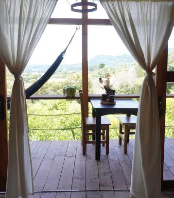 La Ceja Other | Cabaña entre los árboles del bosque de Efímero la Ceja