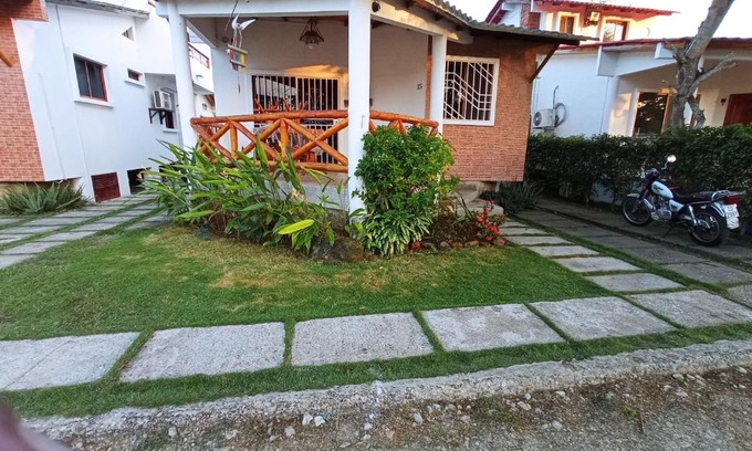 Montanita Villa | Cabaña Mar Olon Renovation