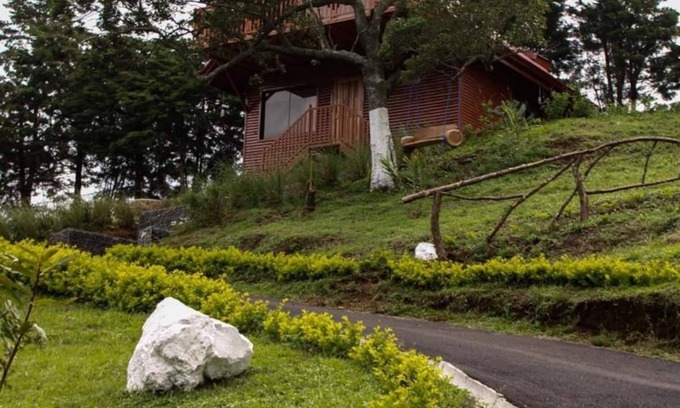 Poas Volcano National Park Cabin | Cabaña Victoria, beautiful and quiet place