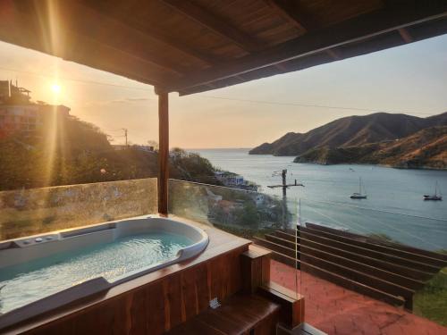 Taganga Apartment | Cabañas Annapurna - jacuzzi privado con espectacular vista