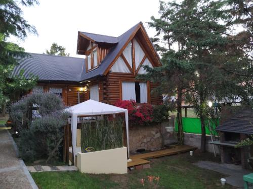 Ostende House | Cabañas del Athuel