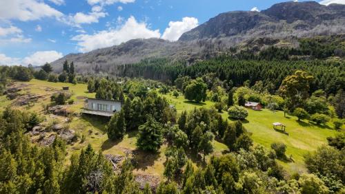 Hoyo de Epuyen Cabin | Cabañas Hacia El Sur